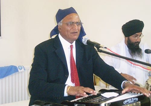Gurudwara-singing-Rahi-Bains-Birmingham